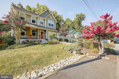 Exterior - 3811 3rd St, North Beach, MD 20714 photo 2 of 13