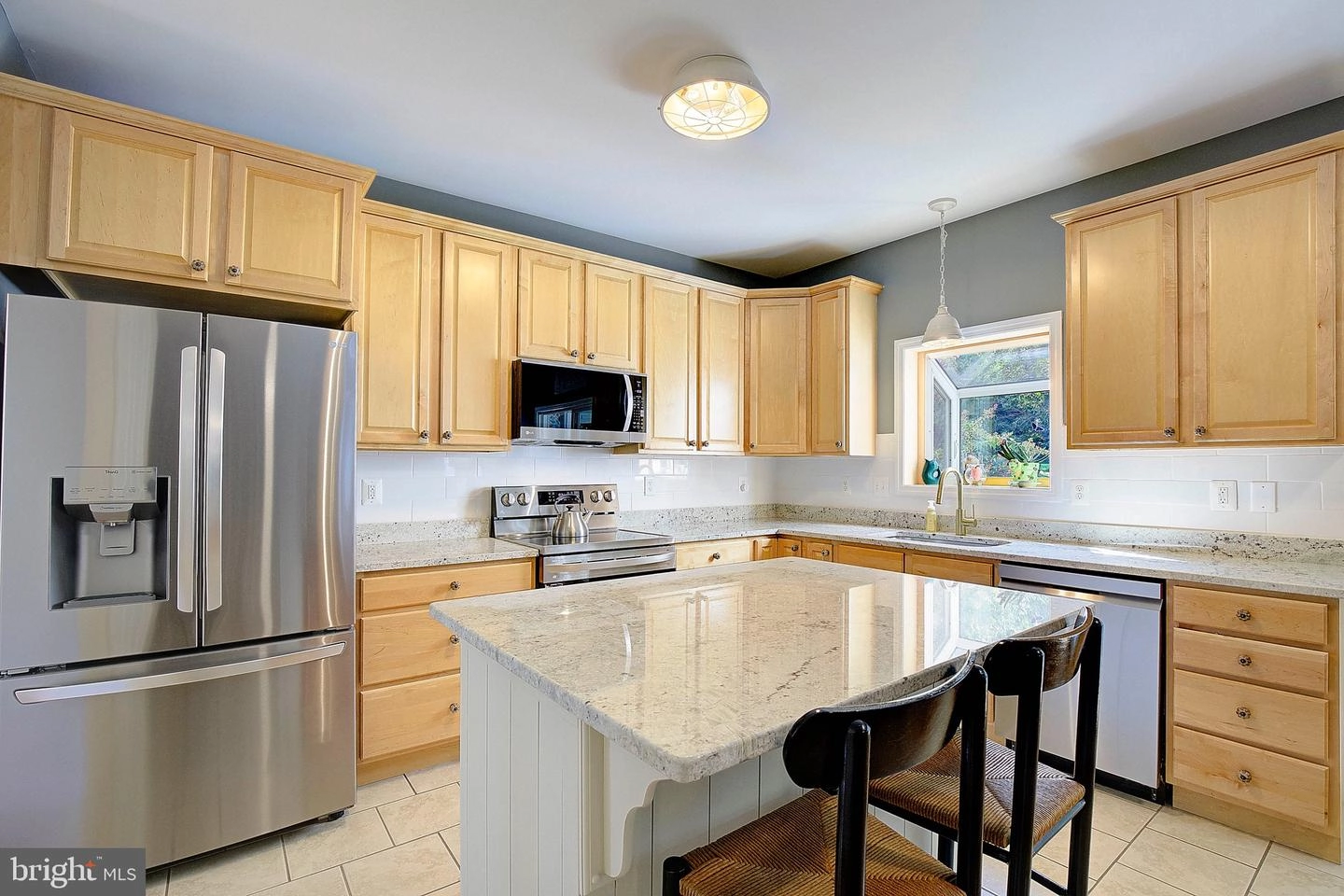 Kitchen - 3811 3rd St, North Beach, MD 20714 photo 5 of 5