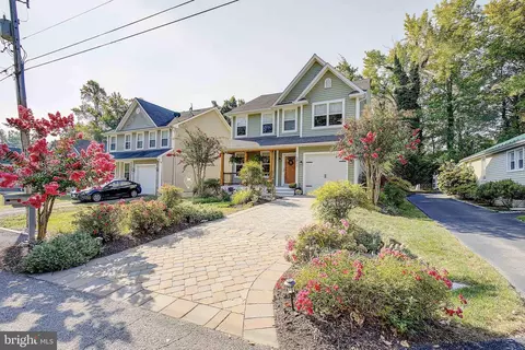 Exterior - 3811 3rd St, North Beach, MD 20714 photo 3 of 13
