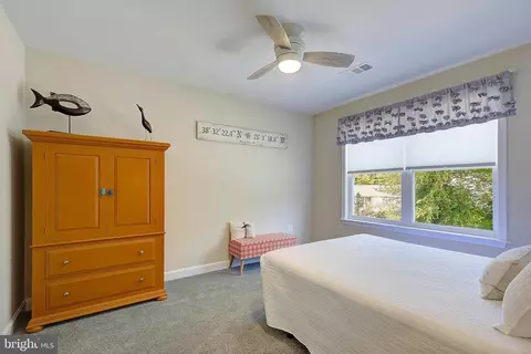 Bedroom - 3811 3rd St, North Beach, MD 20714 photo 5 of 6