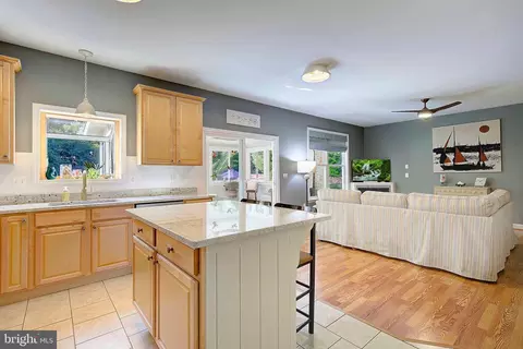 Kitchen - 3811 3rd St, North Beach, MD 20714 photo 3 of 5