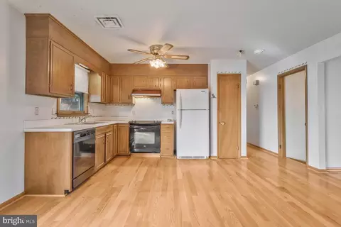 7760 Swan Ln, Owings, MD 20736 photo 15