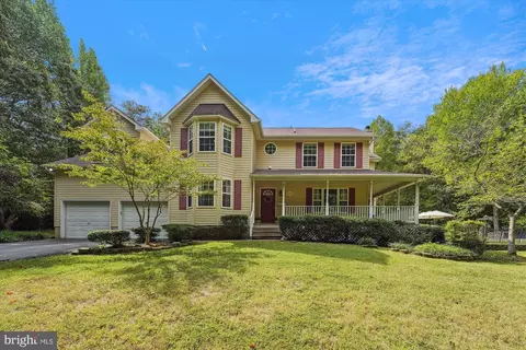 4842 Independence Dr, Port Republic, MD 20676