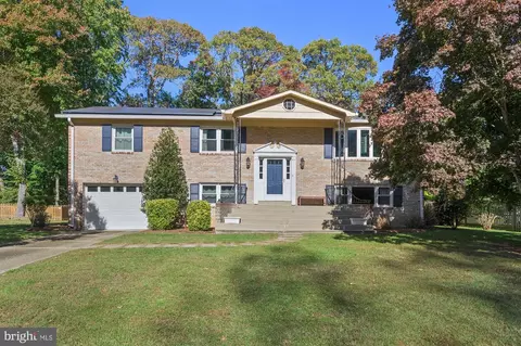 11618 Rivershore Dr, Dunkirk, MD 20754