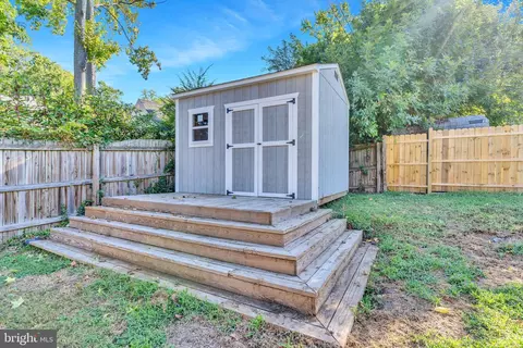 Exterior - 3736 7th St, North Beach, MD 20714 photo 6 of 10