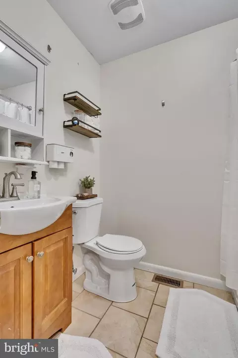 Bath - 3736 7th St, North Beach, MD 20714 photo 2 of 3