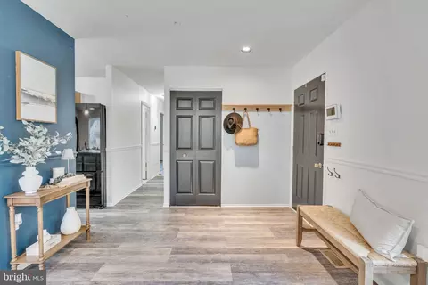 Entry Way - 3736 7th St, North Beach, MD 20714 photo 2 of 3