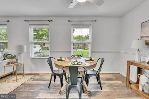 Dining - 3736 7th St, North Beach, MD 20714 photo 2 of 2