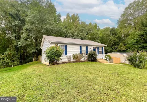 4035 Calvert Ave, Chesapeake Beach, MD 20732