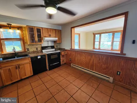 Kitchen - 7533 Bayside Rd, Chesapeake Beach, MD 20732 photo 3 of 3