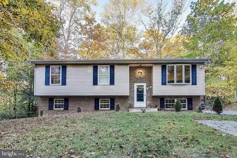 541 Platte Rd, Lusby, MD 20657