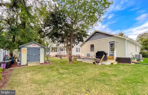 Exterior - 14264 Sedwick Ave, Solomons, MD 20688 photo 5 of 7