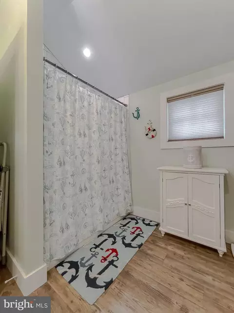 Bath - 14264 Sedwick Ave, Solomons, MD 20688 photo 4 of 7