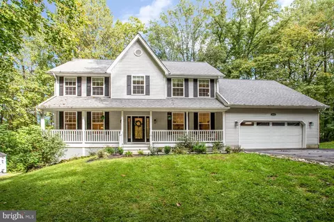 1833 Battery Ln, Owings, MD 20736