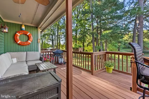 14390 Bay Water Ct, Solomons, MD 20688
