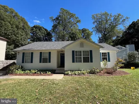 12946 Mohawk Dr, Lusby, MD 20657