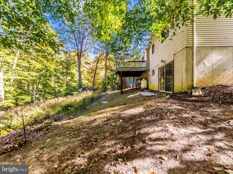 Exterior - 9916 Jonathan Dr, Dunkirk, MD 20754 photo 7 of 13