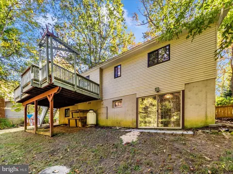 Exterior - 9916 Jonathan Dr, Dunkirk, MD 20754 photo 4 of 13