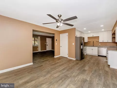 Living - 9916 Jonathan Dr, Dunkirk, MD 20754 photo 6 of 6