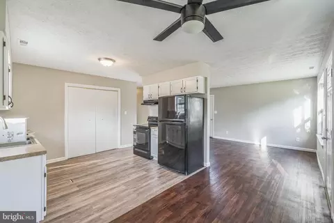 636 Field Rd, Lusby, MD 20657 photo 6