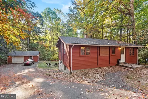 1003 Cattle Drive Ln, Lusby, MD 20657