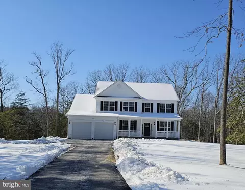 2359 Park Chesapeake, Lusby, MD 20657