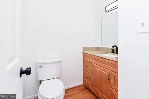 Bath - 9755 Tara Dr, Dunkirk, MD 20754 photo 2 of 9