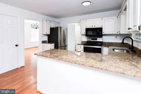 Kitchen - 9755 Tara Dr, Dunkirk, MD 20754 photo 2 of 4