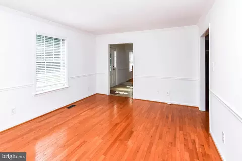Living - 9755 Tara Dr, Dunkirk, MD 20754 photo 3 of 8
