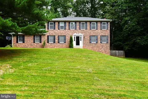 9755 Tara Dr, Dunkirk, MD 20754