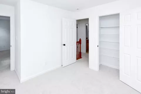 Bedroom - 9755 Tara Dr, Dunkirk, MD 20754 photo 6 of 13
