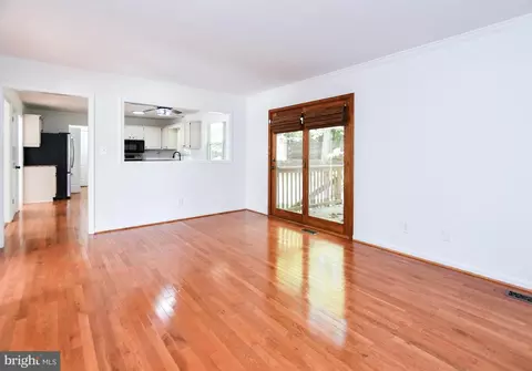 Living - 9755 Tara Dr, Dunkirk, MD 20754 photo 6 of 8
