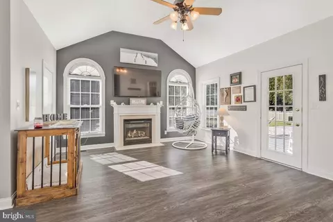 407 Windmill Dr, Saint Leonard, MD 20685 photo 11