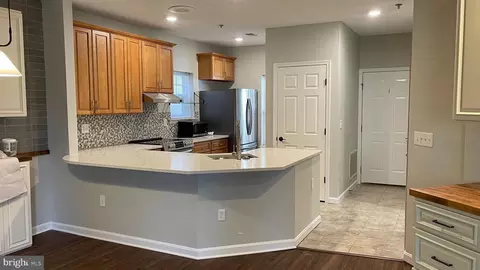 1125 Back Creek Loop #1125, Solomons, MD 20688 photo 4