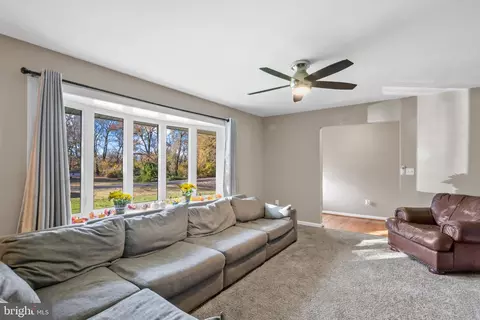11219 Country Rd, Dunkirk, MD 20754 photo 5