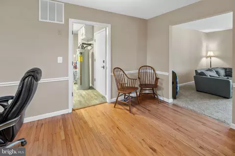 11219 Country Rd, Dunkirk, MD 20754 photo 7