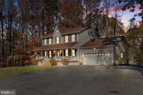 2910 Karen Dr, Chesapeake Beach, MD 20732