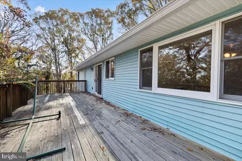 11209 Oakwood Dr, Dunkirk, MD 20754 photo 24