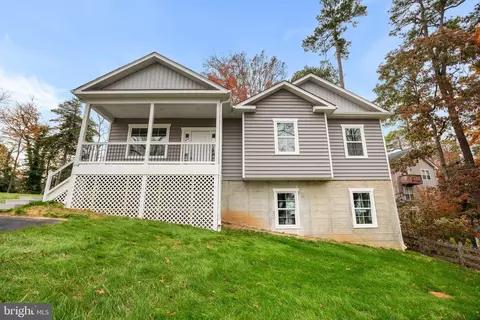 12169 Laramie Ln, Lusby, MD 20657