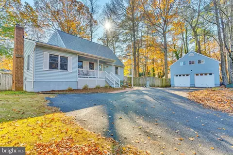 12974 Ottawa Dr, Lusby, MD 20657