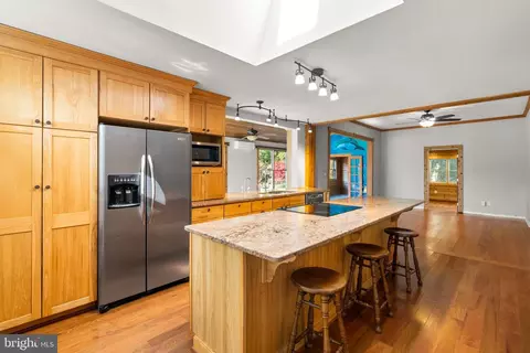 Kitchen - 3411 King Dr, Dunkirk, MD 20754 photo 2 of 3