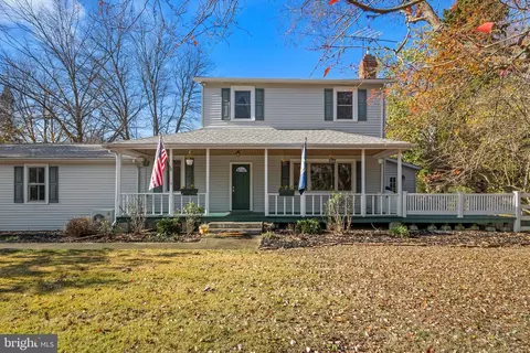 Exterior - 3411 King Dr, Dunkirk, MD 20754 photo 2 of 16