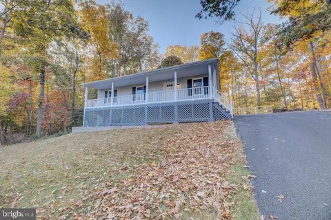 11529 Durango Dr, Lusby, MD 20657