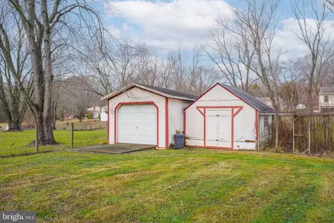 Other - 12176 Cavalier Dr, Dunkirk, MD 20754 photo 4 of 8