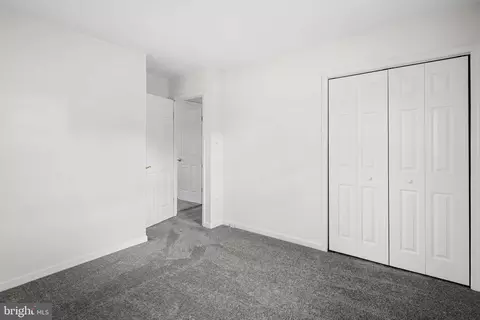 Bedroom - 12176 Cavalier Dr, Dunkirk, MD 20754 photo 5 of 6