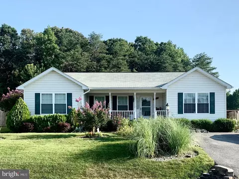 1920 Derby Ct, Prince Frederick, MD 20678