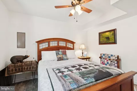 Bedroom - 7809 Pine Blvd, Lusby, MD 20657 photo 4 of 5