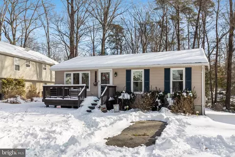 11224 Hickok Ln, Lusby, MD 20657