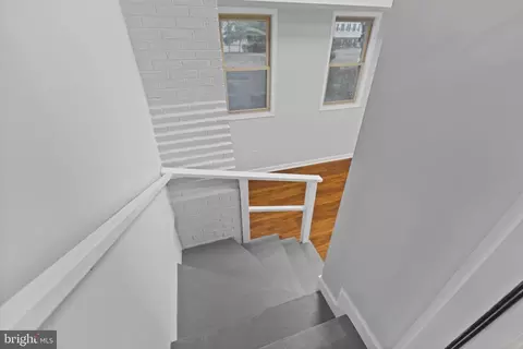 Entry Way - 9910 Jonathan Dr, Dunkirk, MD 20754 photo 5 of 9