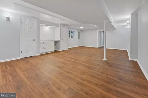 Living - 9910 Jonathan Dr, Dunkirk, MD 20754 photo 10 of 13